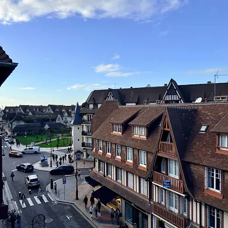 L'intemporel Yourhosthelper *