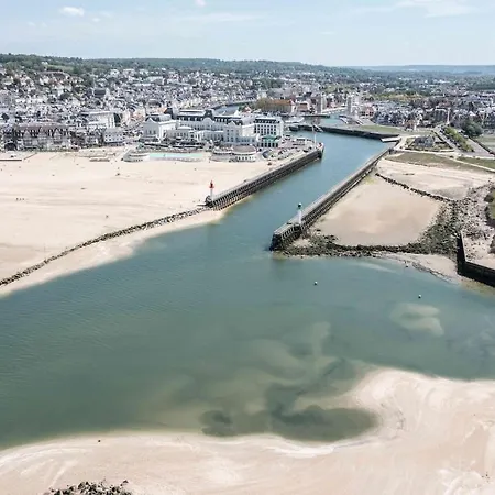 L'intemporel Yourhosthelper * דוביל