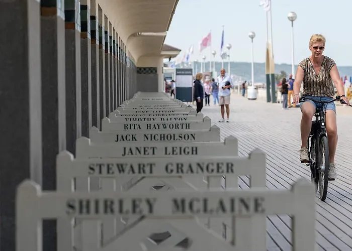 L'intemporel Yourhosthelper