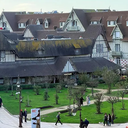 L'intemporel Yourhosthelper Deauville