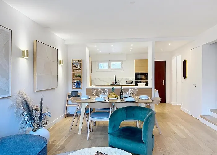 L'intemporel Yourhosthelper 多维尔