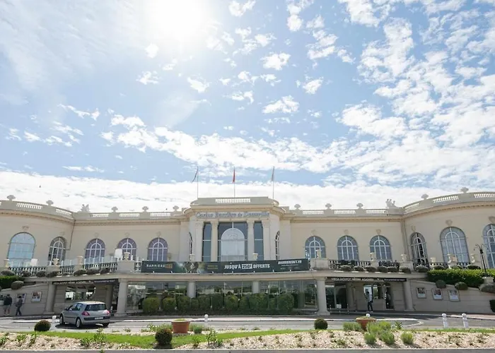 L'intemporel Yourhosthelper 公寓 *